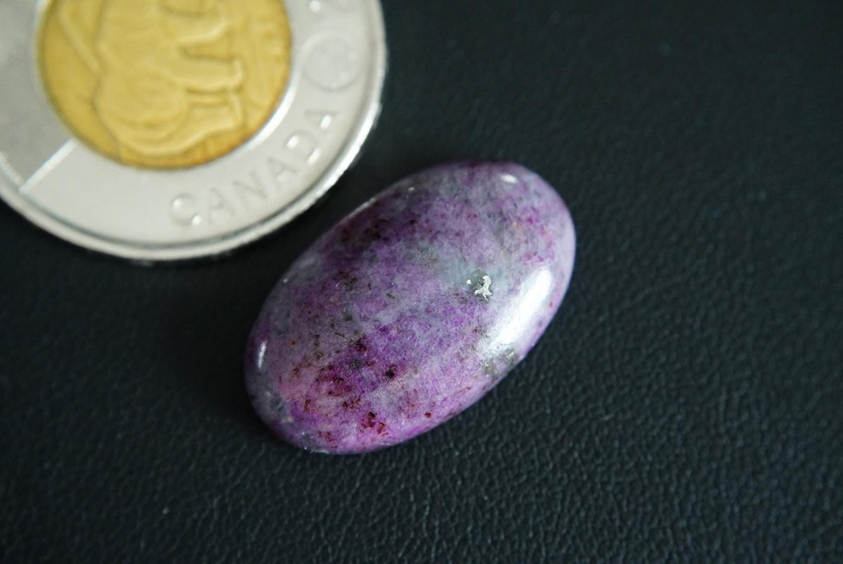 Corundum-Sapphire Cabochon, 23 x 14 mm, Handmade Oval, from Newfoundland and Labrador, Canada
