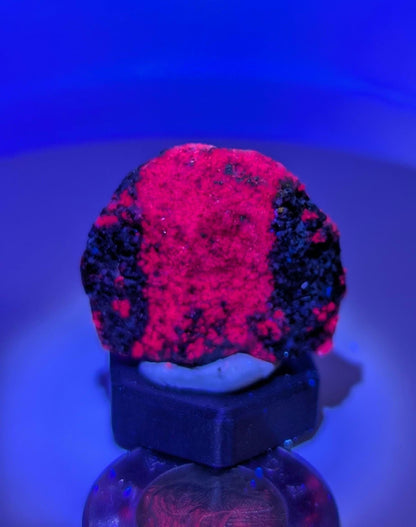 Corundum-Sapphire Specimen, 31 × 27 × 12.75 mm, from Newfoundland and Labrador, Canada