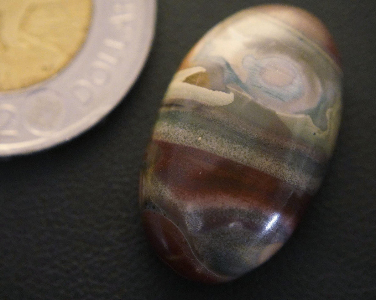 Picture Jasper Cabochon, 26 x 16 mm, Handmade Oval, from Newfoundland and Labrador, Canada