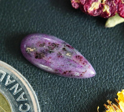 Corundum-Sapphire Cabochon, 18 x 8 mm, Handmade Pear, from Newfoundland and Labrador, Canada