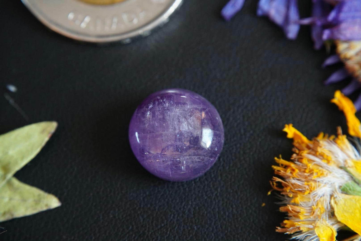 Amethyst Cabochon, 14 x 8 mm, Handmade Round, from Ontario, Canada