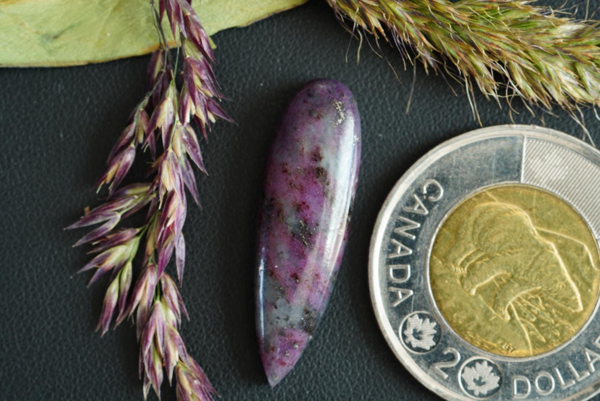 Corundum-Sapphire Cabochon, 30 x 9 mm, Handmade Pear, from Newfoundland and Labrador, Canada