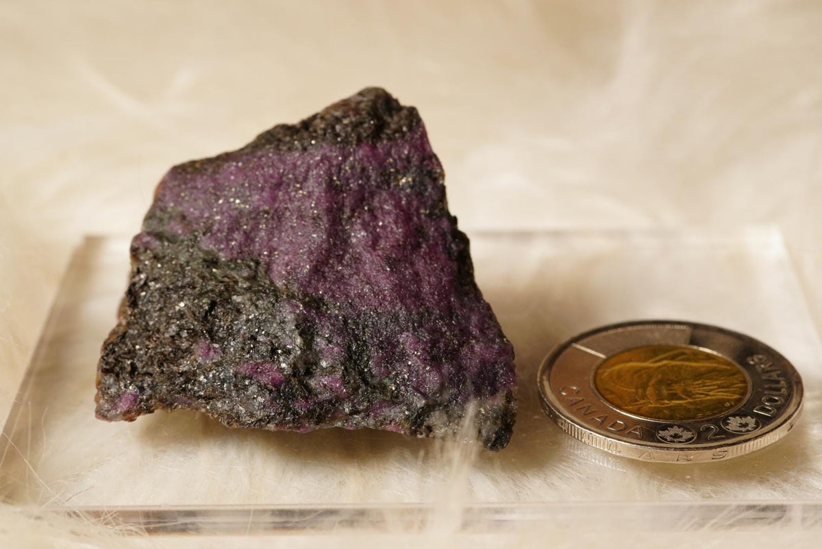 Corundum-Sapphire Specimen, 40 x 20 mm, from Newfoundland and Labrador, Canada