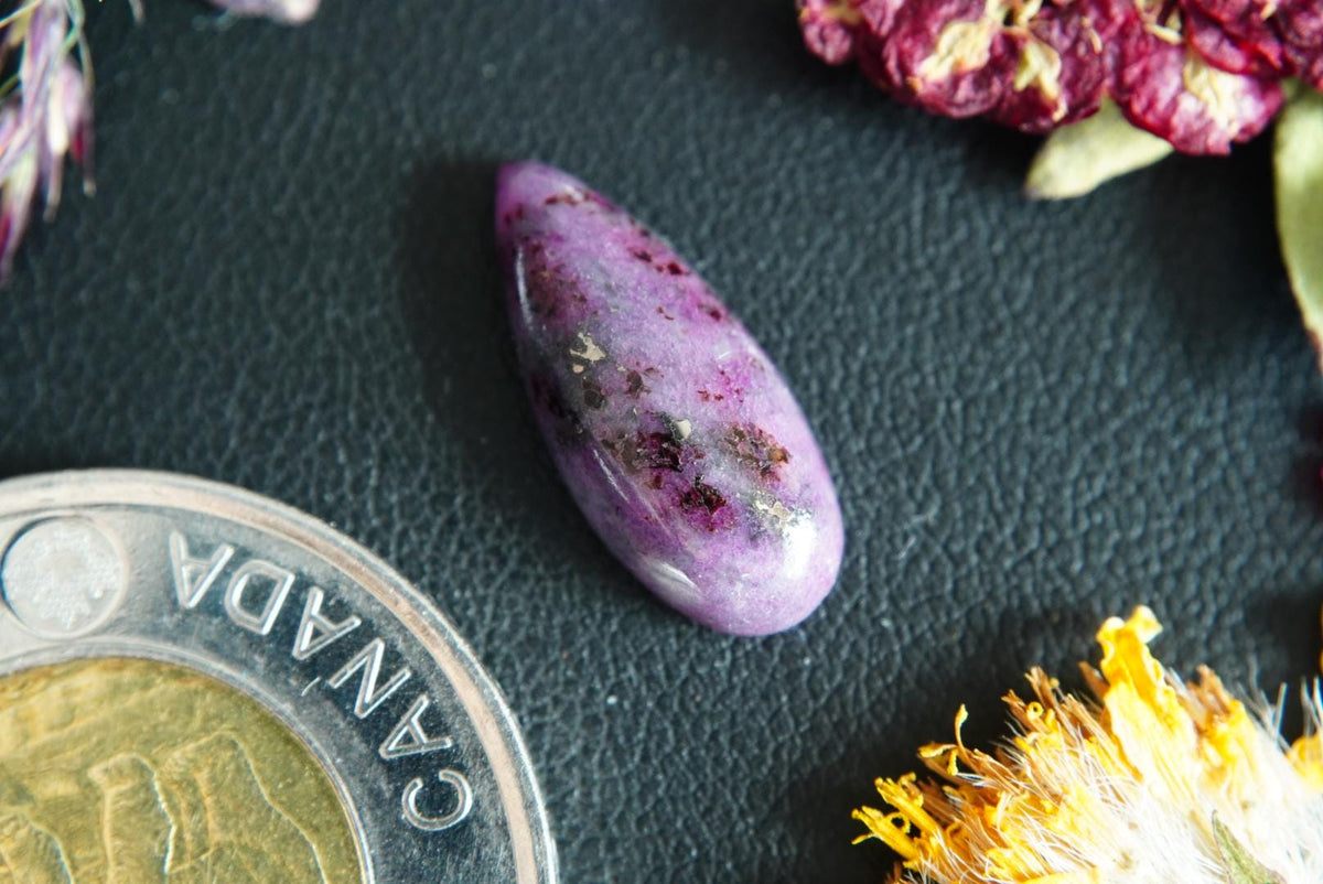 Corundum-Sapphire Cabochon, 18 x 8 mm, Handmade Pear, from Newfoundland and Labrador, Canada