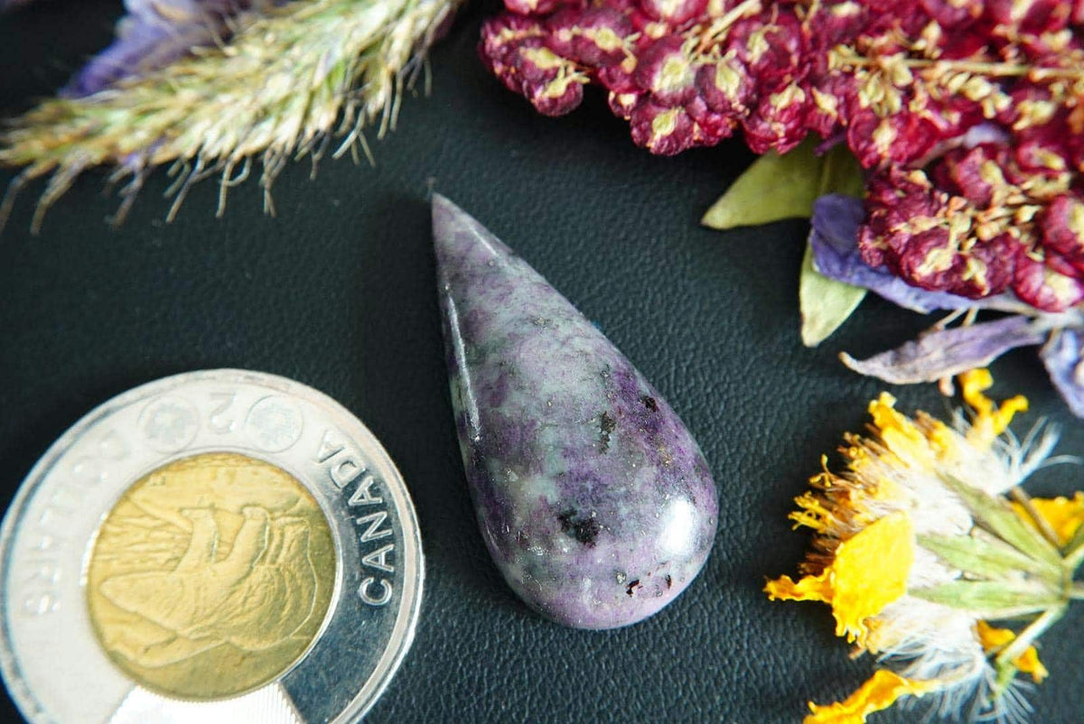 Corundum-Sapphire Cabochon, 33 x 16 mm, Handmade Pear, from Newfoundland and Labrador, Canada