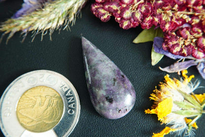Corundum-Sapphire Cabochon, 33 x 16 mm, Handmade Pear, from Newfoundland and Labrador, Canada