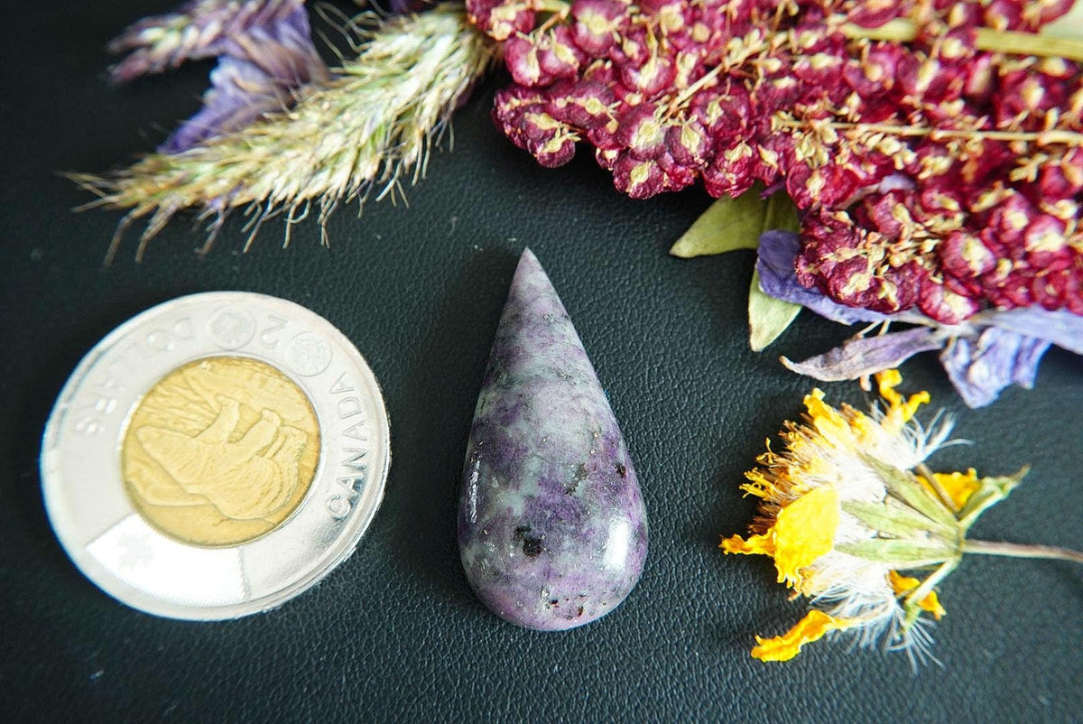 Corundum-Sapphire Cabochon, 33 x 16 mm, Handmade Pear, from Newfoundland and Labrador, Canada