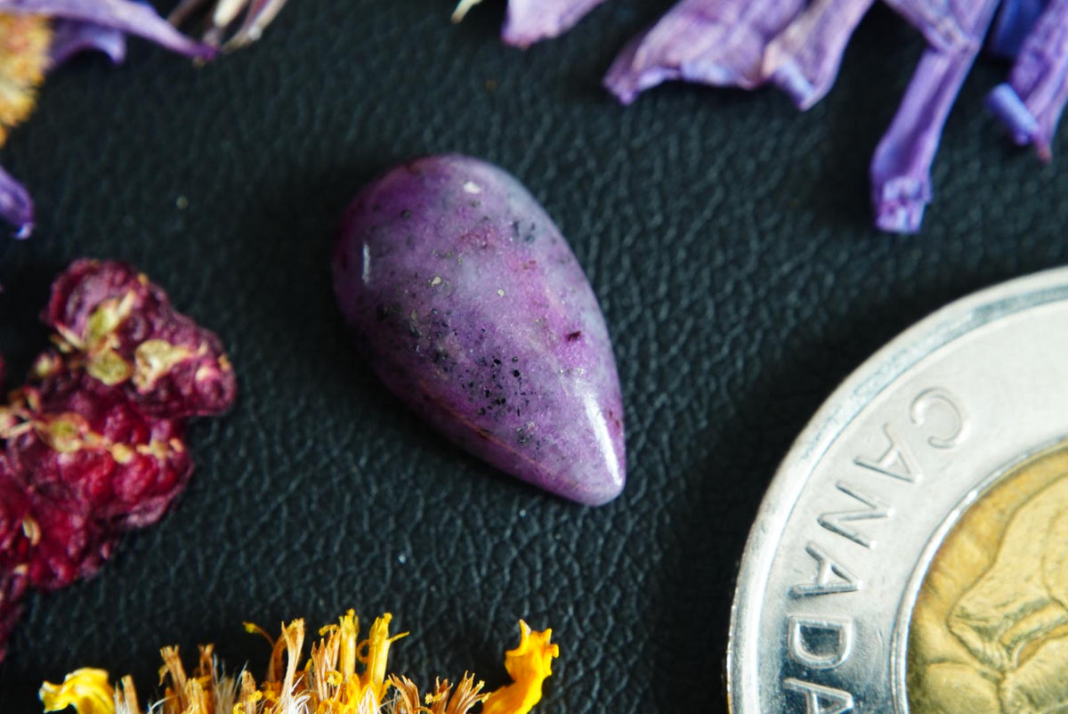 Corundum-Sapphire Cabochon, 14 x 8 mm, Handmade Pear, from Newfoundland and Labrador, Canada