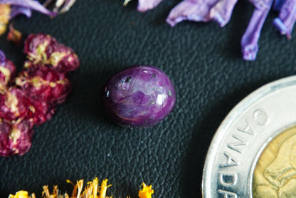 Corundum-Sapphire Cabochon, 9 x 8 mm, Handmade Oval, from Newfoundland and Labrador, Canada