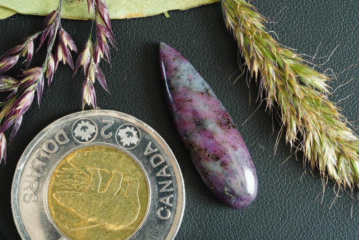 Corundum-Sapphire Cabochon, 30 x 9 mm, Handmade Pear, from Newfoundland and Labrador, Canada