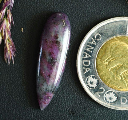 Corundum-Sapphire Cabochon, 30 x 9 mm, Handmade Pear, from Newfoundland and Labrador, Canada