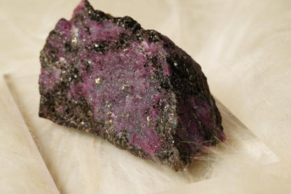 Corundum-Sapphire Specimen, 60 x 35 x 29 mm, from Newfoundland and Labrador, Canada