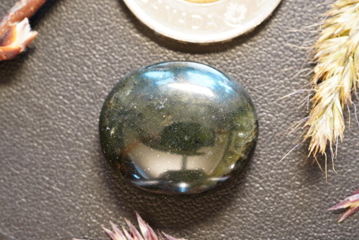Serpentine Cabochon, 23 x 20 mm, Handmade Oval, from Newfoundland and Labrador, Canada