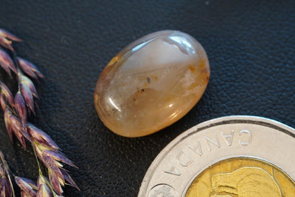 Agate Cabochon, 17 x 12 mm, Handmade Oval, from Saskatchewan, Canada