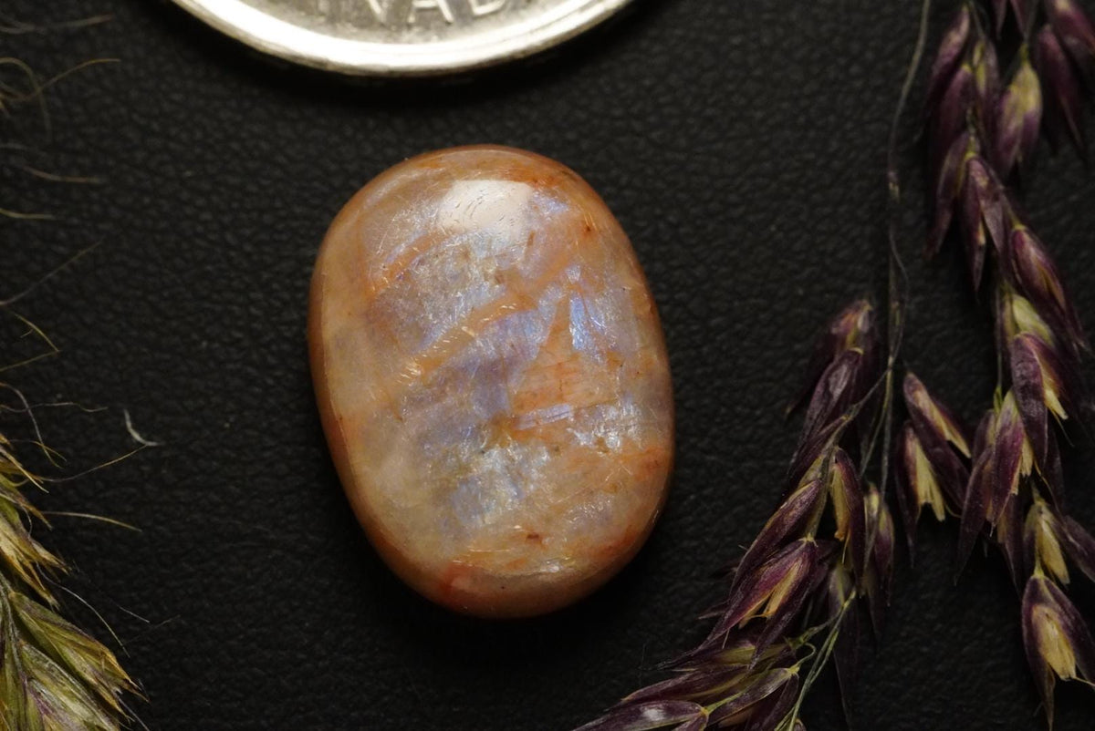 Peristerite Cabochon, 18 x 13 mm, Handmade Oval, from Ontario, Canada