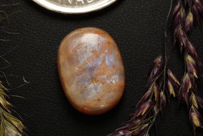 Peristerite Cabochon, 18 x 13 mm, Handmade Oval, from Ontario, Canada