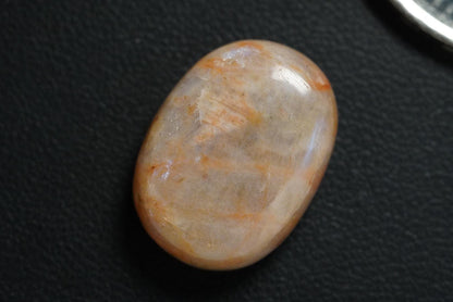 Peristerite Cabochon, 18 x 13 mm, Handmade Oval, from Ontario, Canada