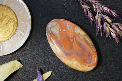 Agate Cabochon, 27 x 15 mm, Handmade Oval, from Quebec, Canada