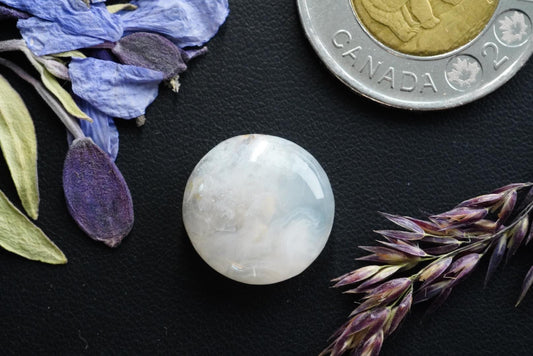 Cabochon en agate, 16 x 6 mm, rond fait main, provenant de Colombie-Britannique, Canada