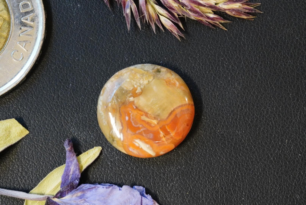 Agate Cabochon, 16 x 4 mm, Handmade Round, from Quebec, Canada