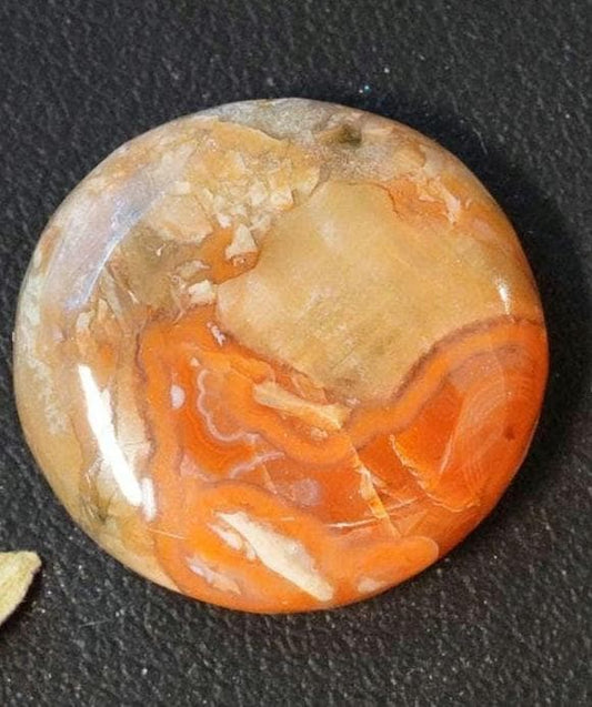 Cabochon en agate, 16 x 4 mm, rond fait main, du Québec, Canada