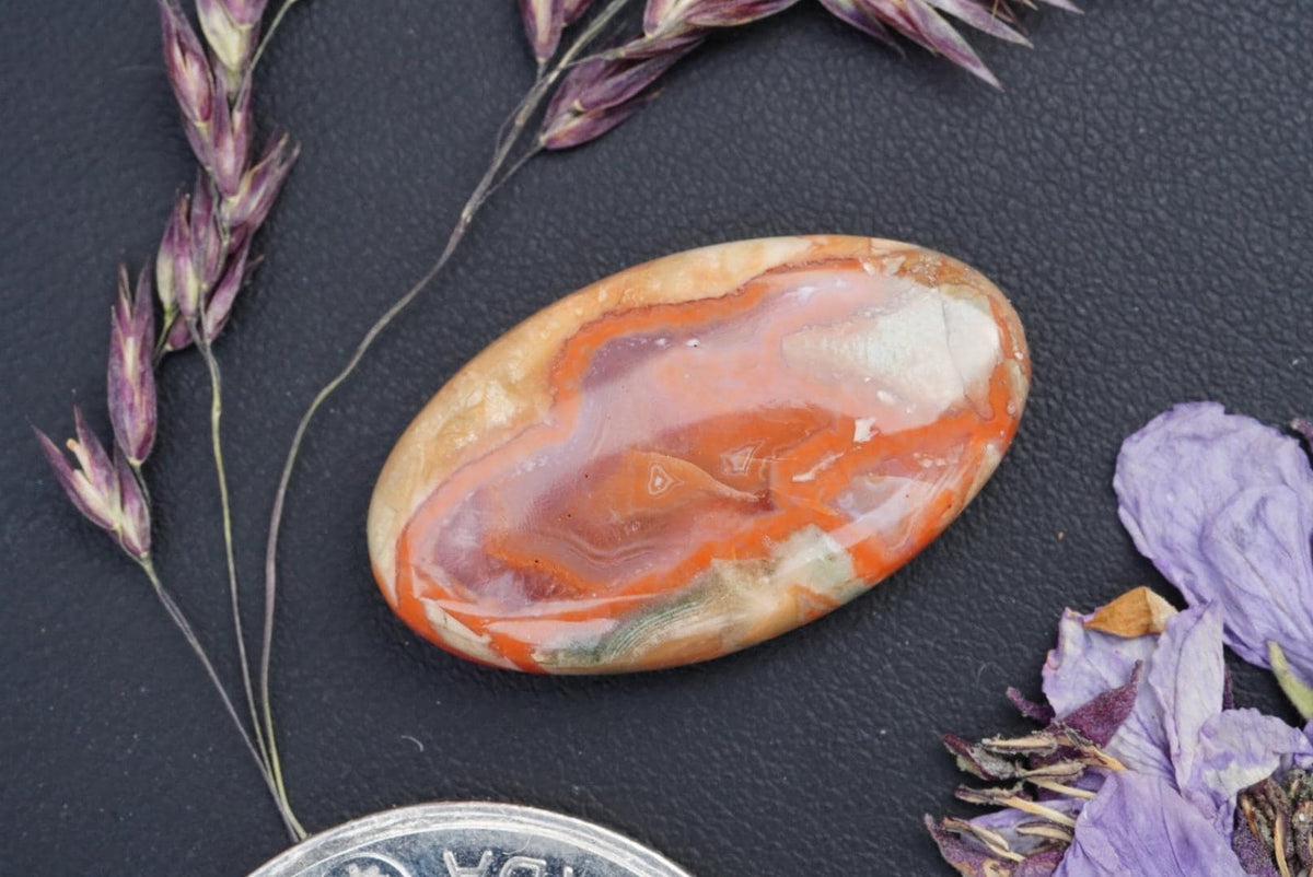 Agate Cabochon, 27 x 15 mm, Handmade Oval, from Quebec, Canada