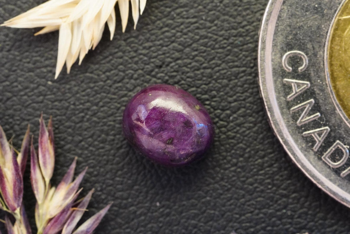 Corundum Ruby Cabochon, 8.0 x 6.5 mm Handmade Oval, from Newfoundland and Labrador, Canada