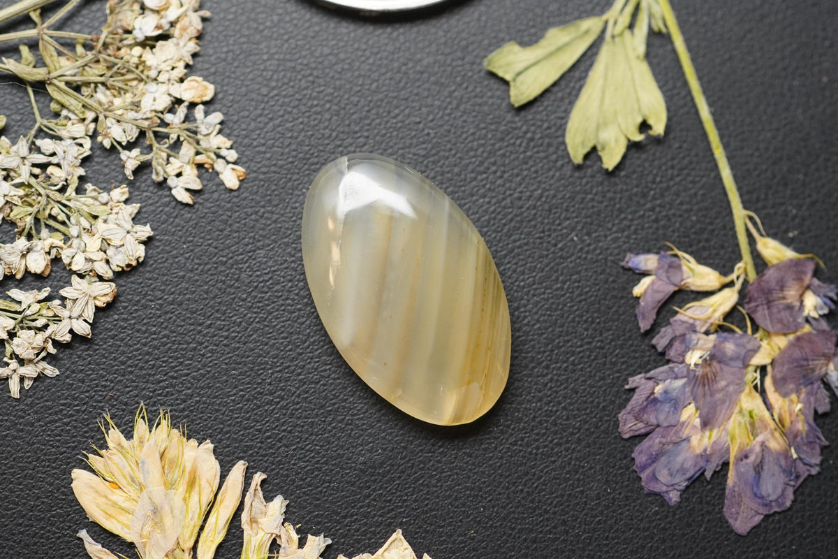 Carnelian Agate Cabochon, 24 x 15 mm, Handmade Oval, from British Columbia, Canada