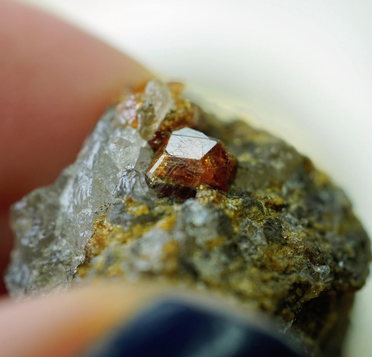 Spessartine Garnet Specimen, 18 × 14 × 13 mm, from British Columbia, Canada